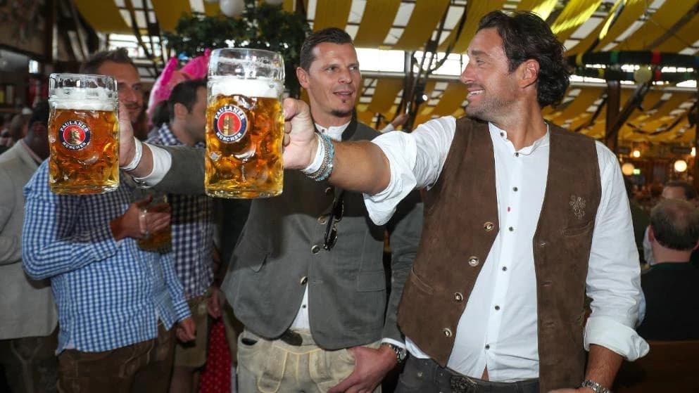 Van Buyten i Luca Toni