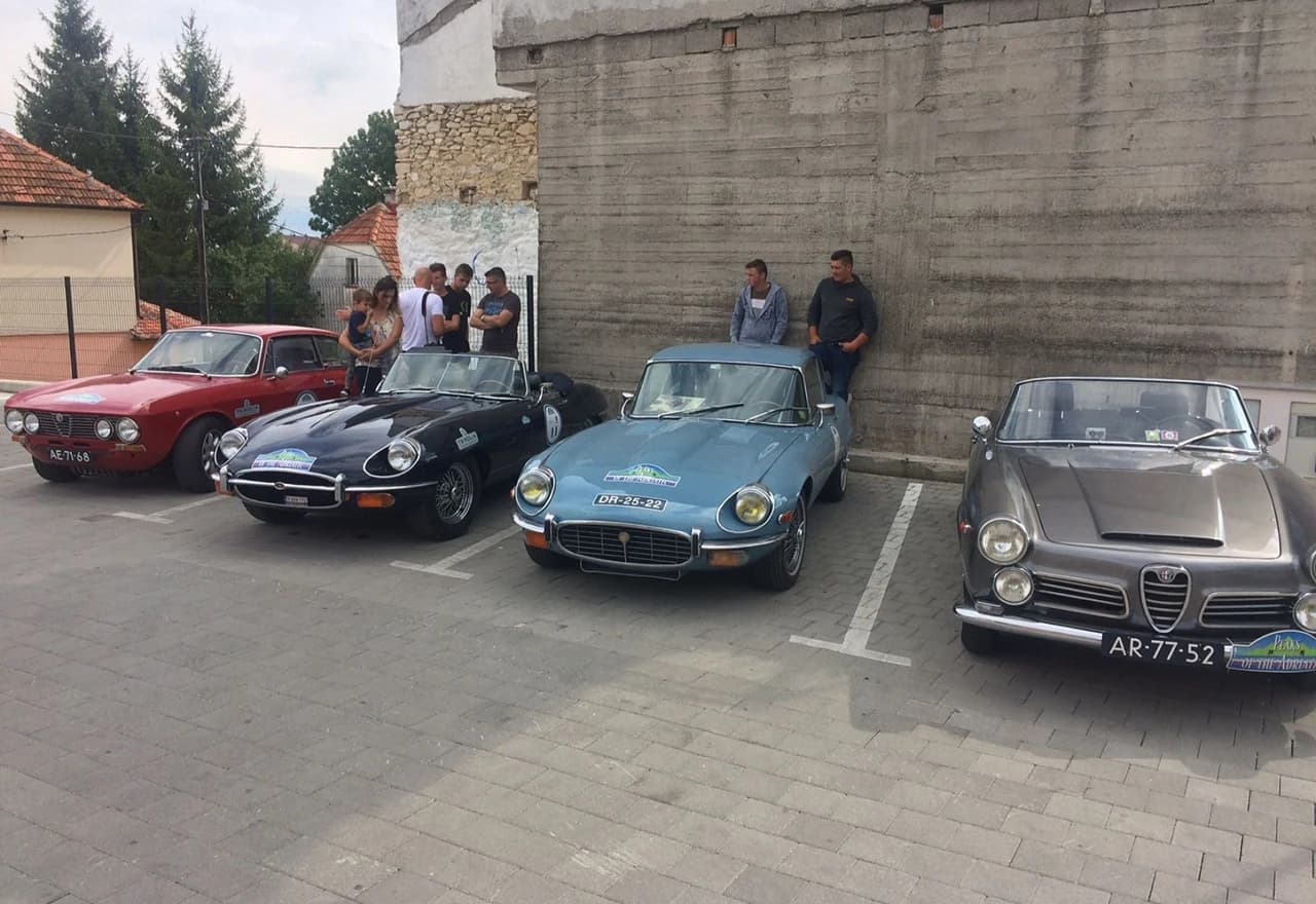 Na proputovanju kroz Europu oldtimeri stigli u Tomislavgrad