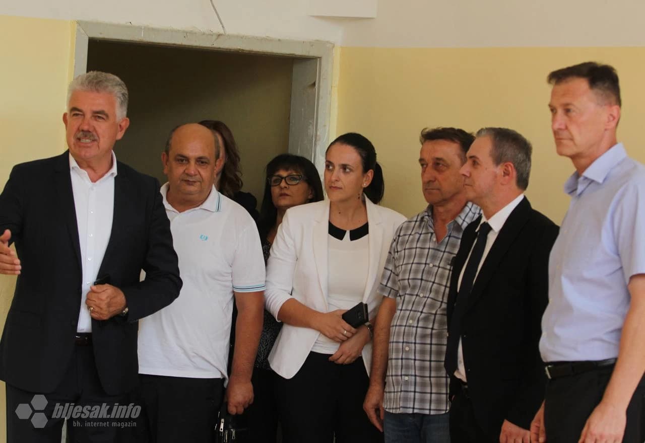 Posjeta školi u Domanovićima