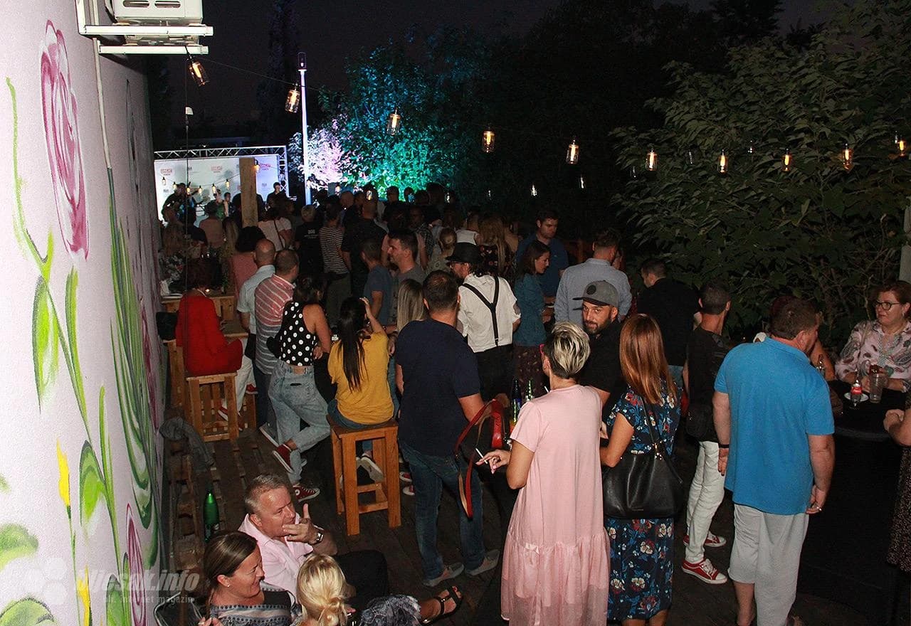 Koncert benda britanskog veleposlanstva u mostarskom Los Rosalesu