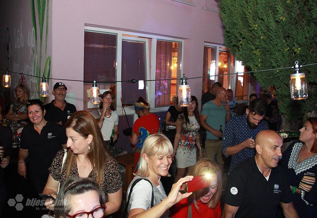 Koncert benda britanskog veleposlanstva u mostarskom Los Rosalesu