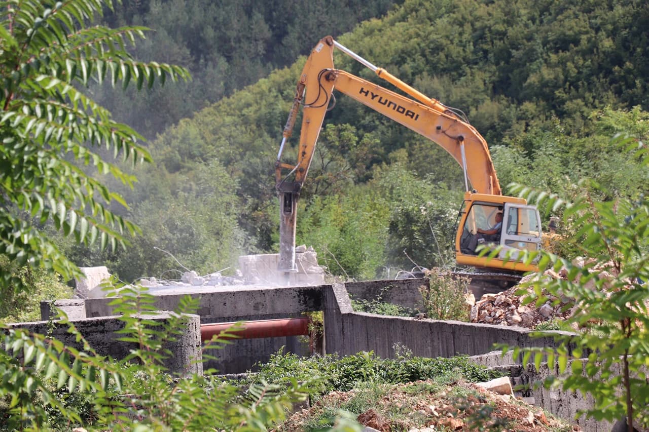 Srušen stari pročistač 