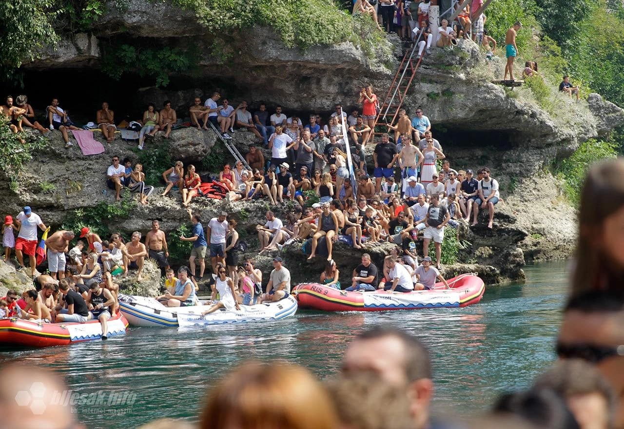 Red Bull Cliff Diving Mostar