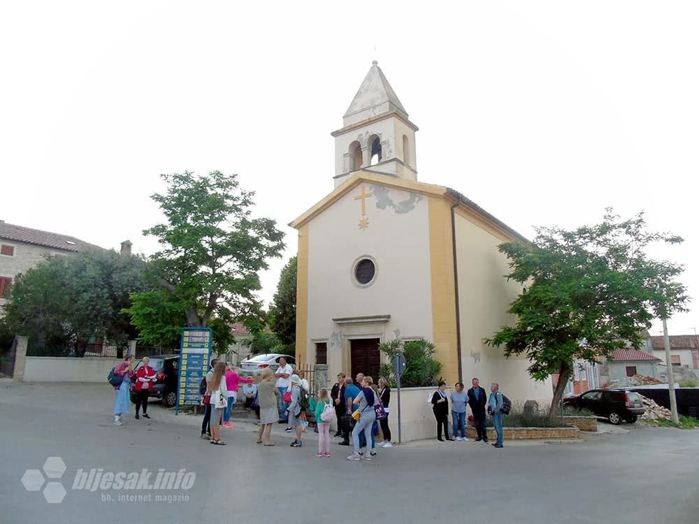 Polazak u zoru iz Ližnjana 
