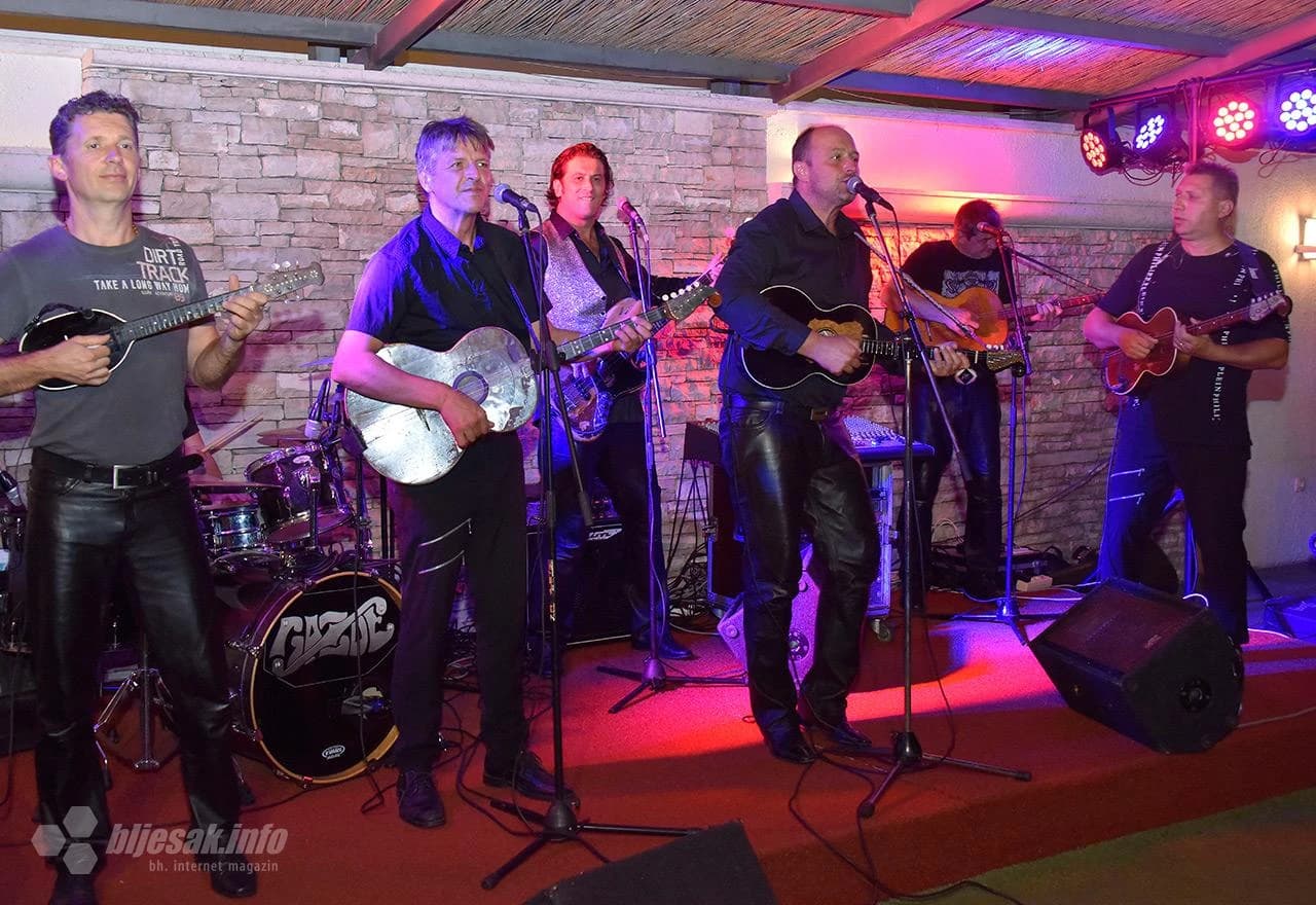 Odličan nastup Gazda i još bolja hrana recept za super zabavu u Karting Klubu