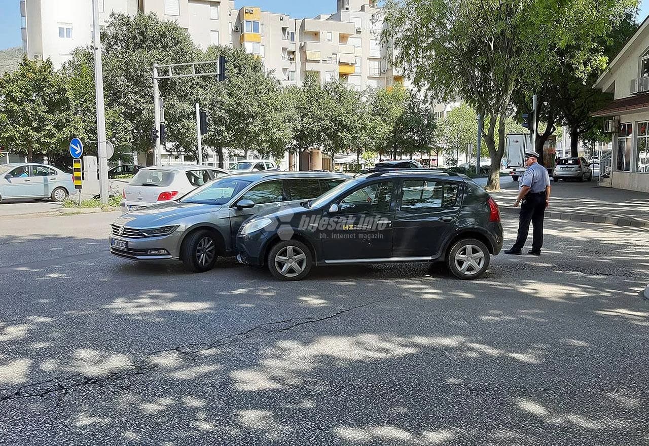 Sudar na vrhu Avenije
