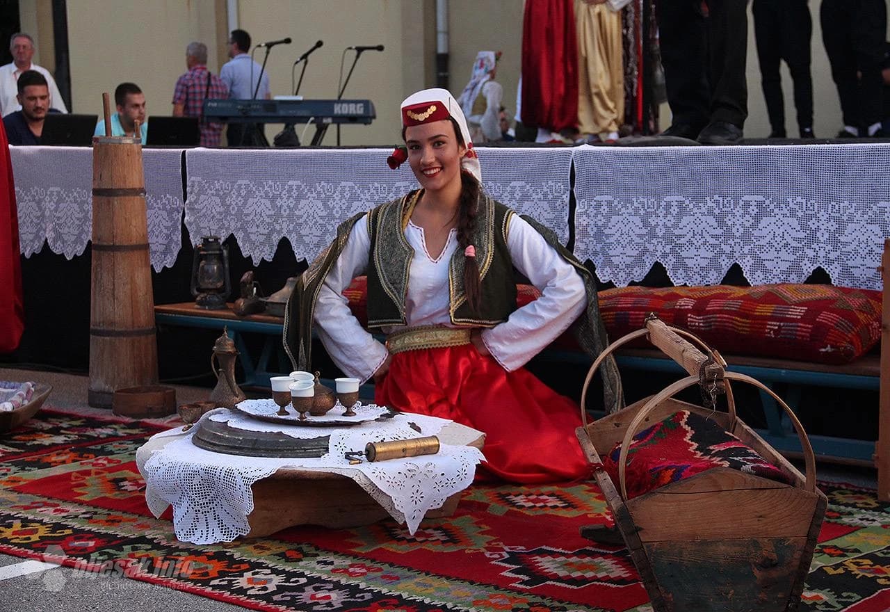 Detalj s održanog festivala folklora u Potocima