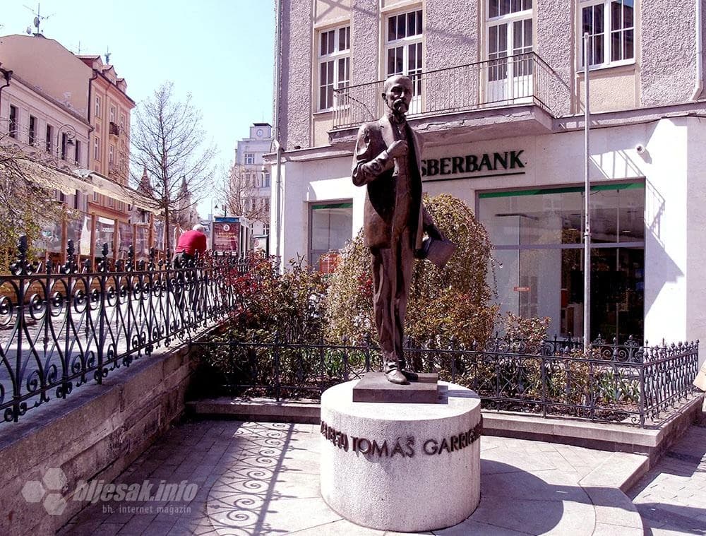 Spomenik Tomášu Masaryku