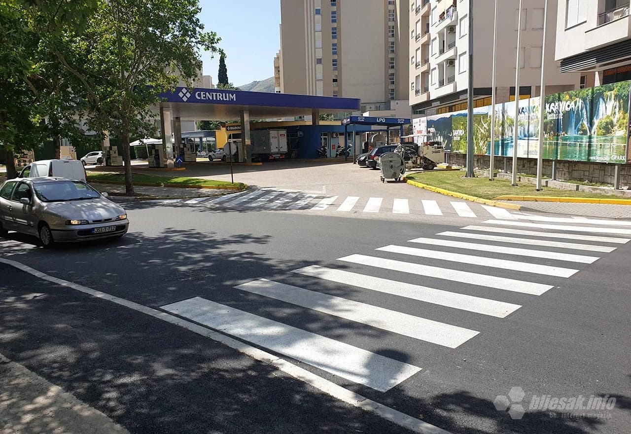 Postavljeni oboreni rubnjaci