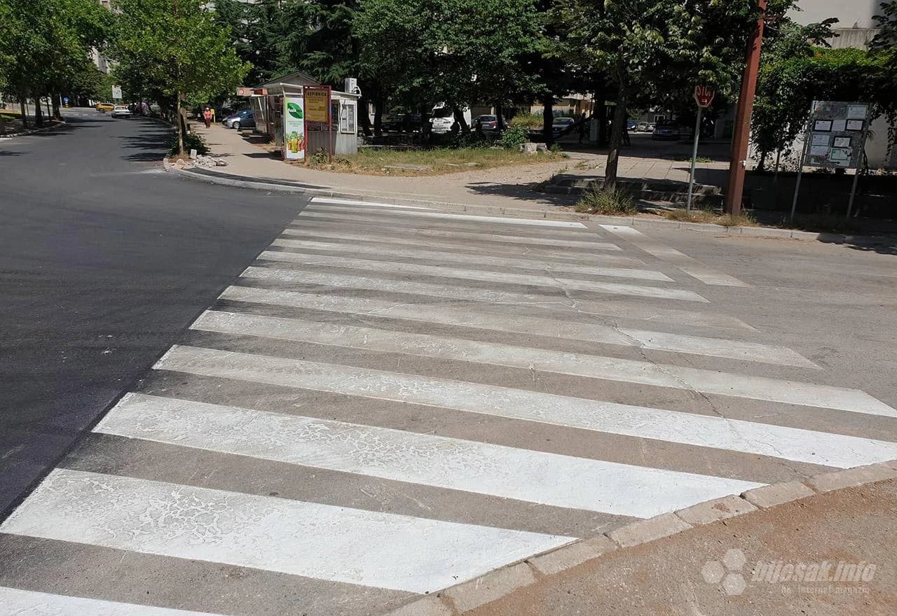 Križanje s Ulicom Vokića i Lorkovića