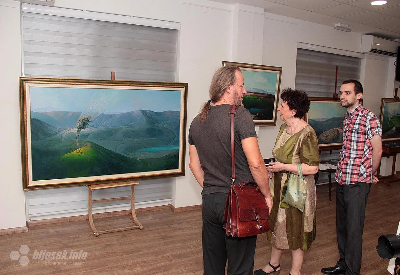 Detalj s otvaranja izložbe Ibrahima Novalića