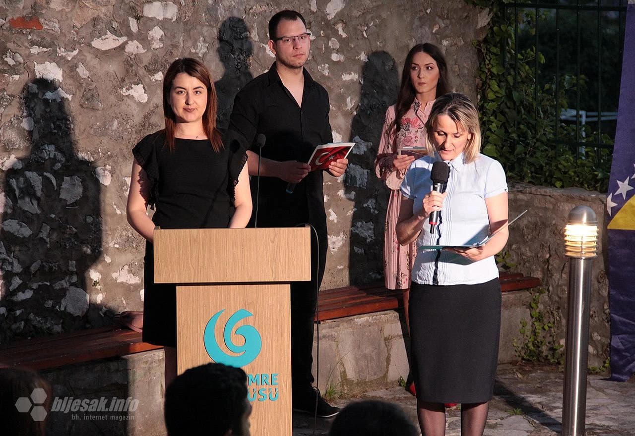 Detalj s večeri poezije