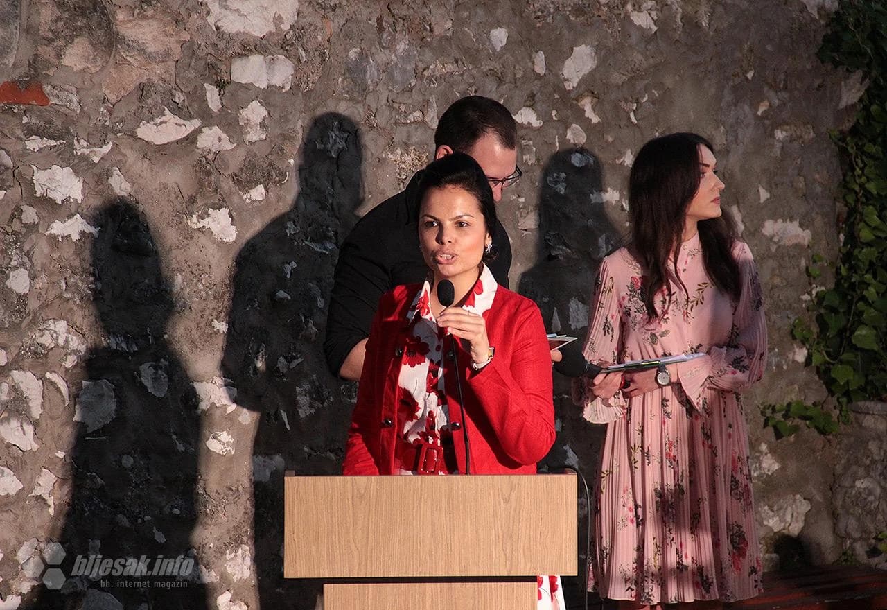 Detalj s večeri poezije