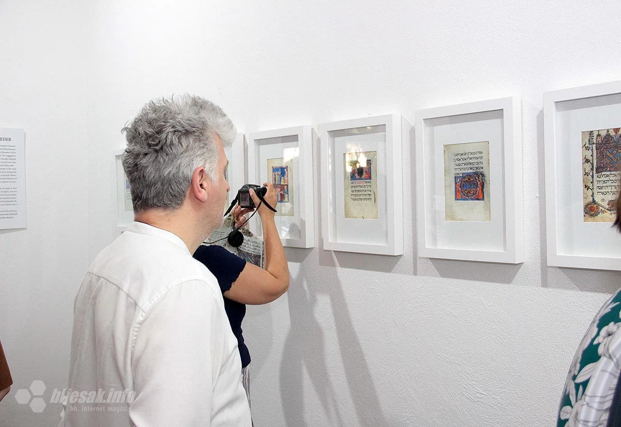 Detalj s otvorenja izložbe