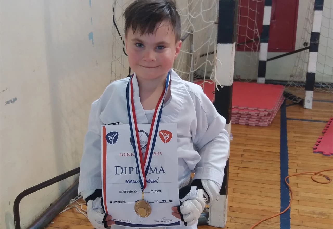 14 medalja i 2 ekipna plasmana za Mostarski taekwondo klub Cro Star