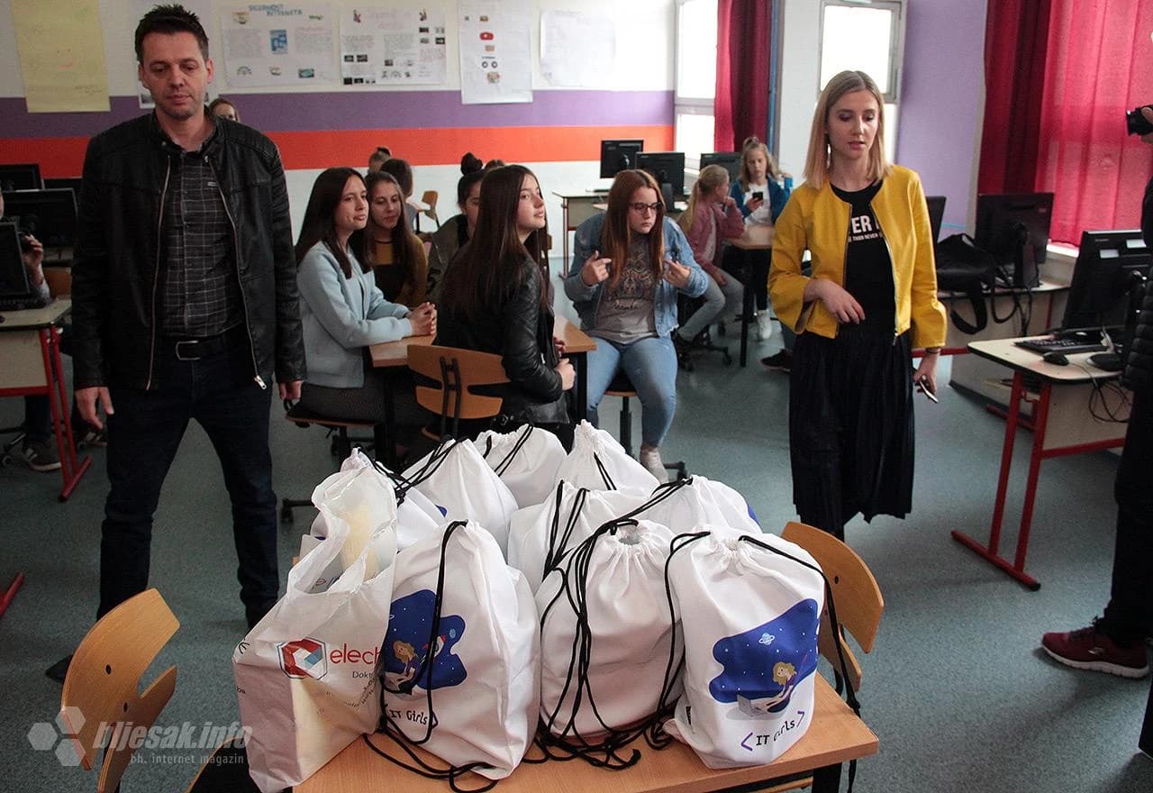 Detalj s uručenja donacije