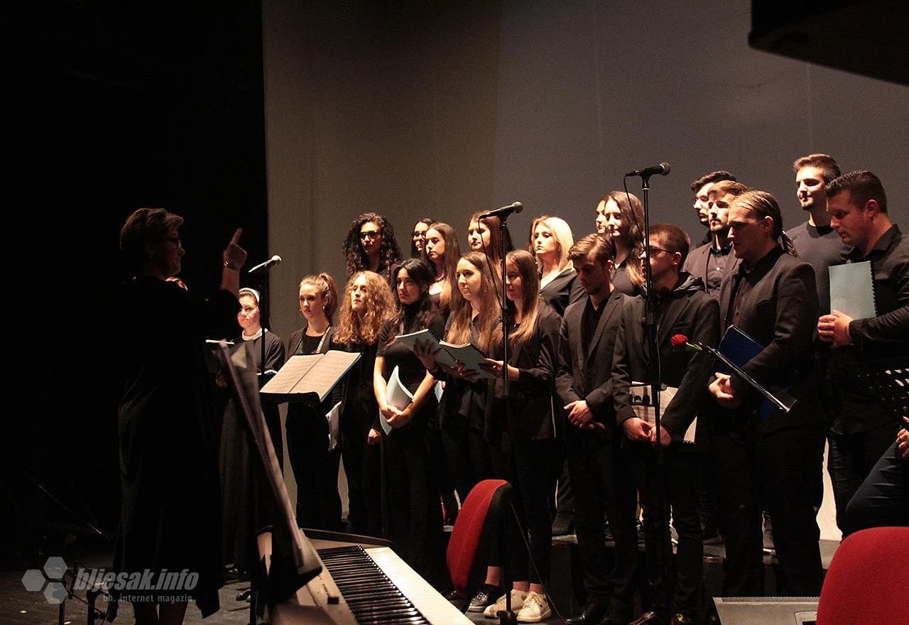 Detalj s koncerta posvećenog Milanu Đereku