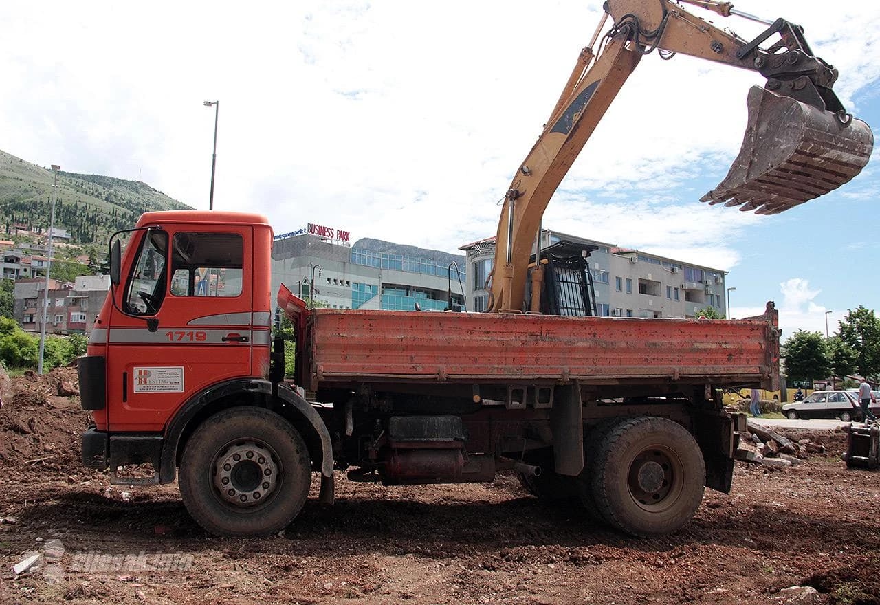 Započeli radovi na izgradnji novog kružnog toka na ulazu u Zalik