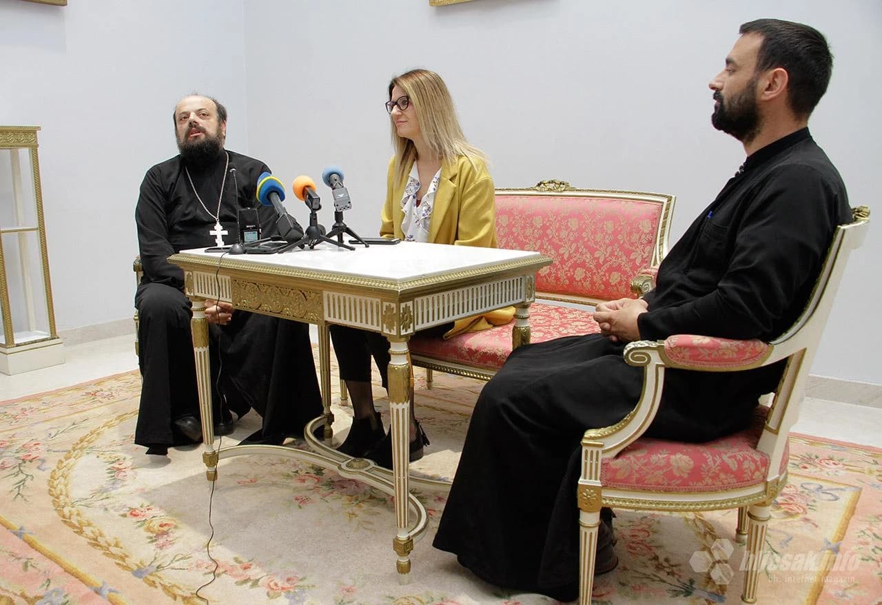 Pravoslavni svećenici u Mostaru potpisali Plan provedbe Platforme za mir 