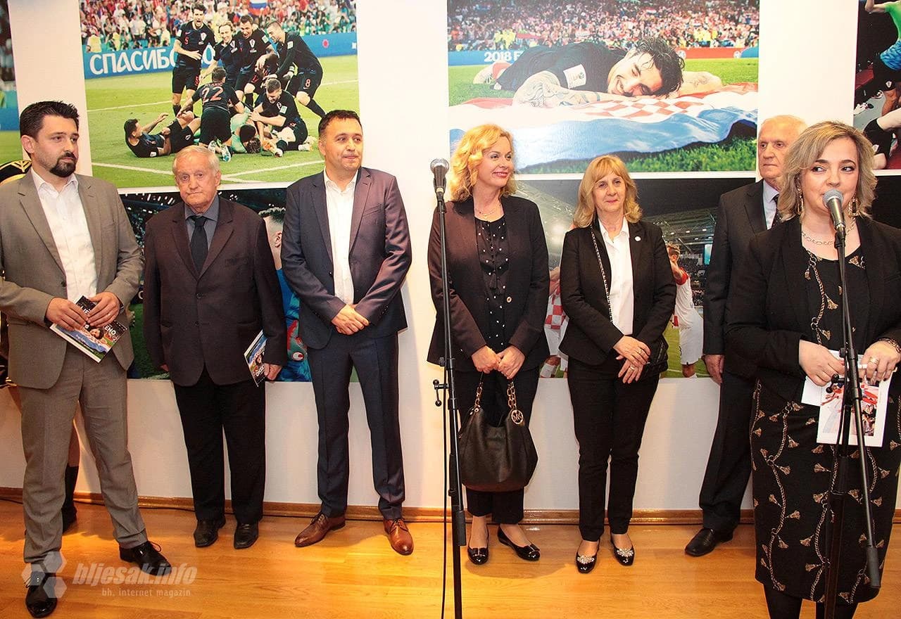 Detalj s otvorenja izložbe