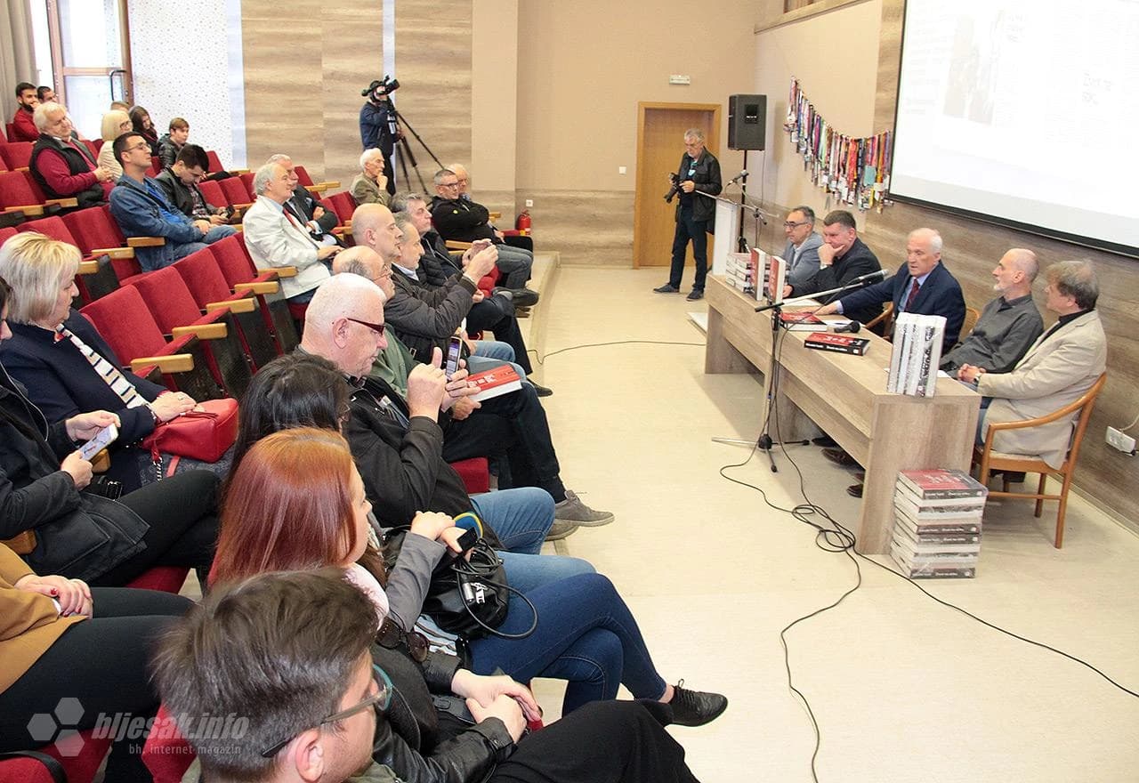 Predstavljena knjiga ''Život na stiku'' Dževdeta Tuzlića