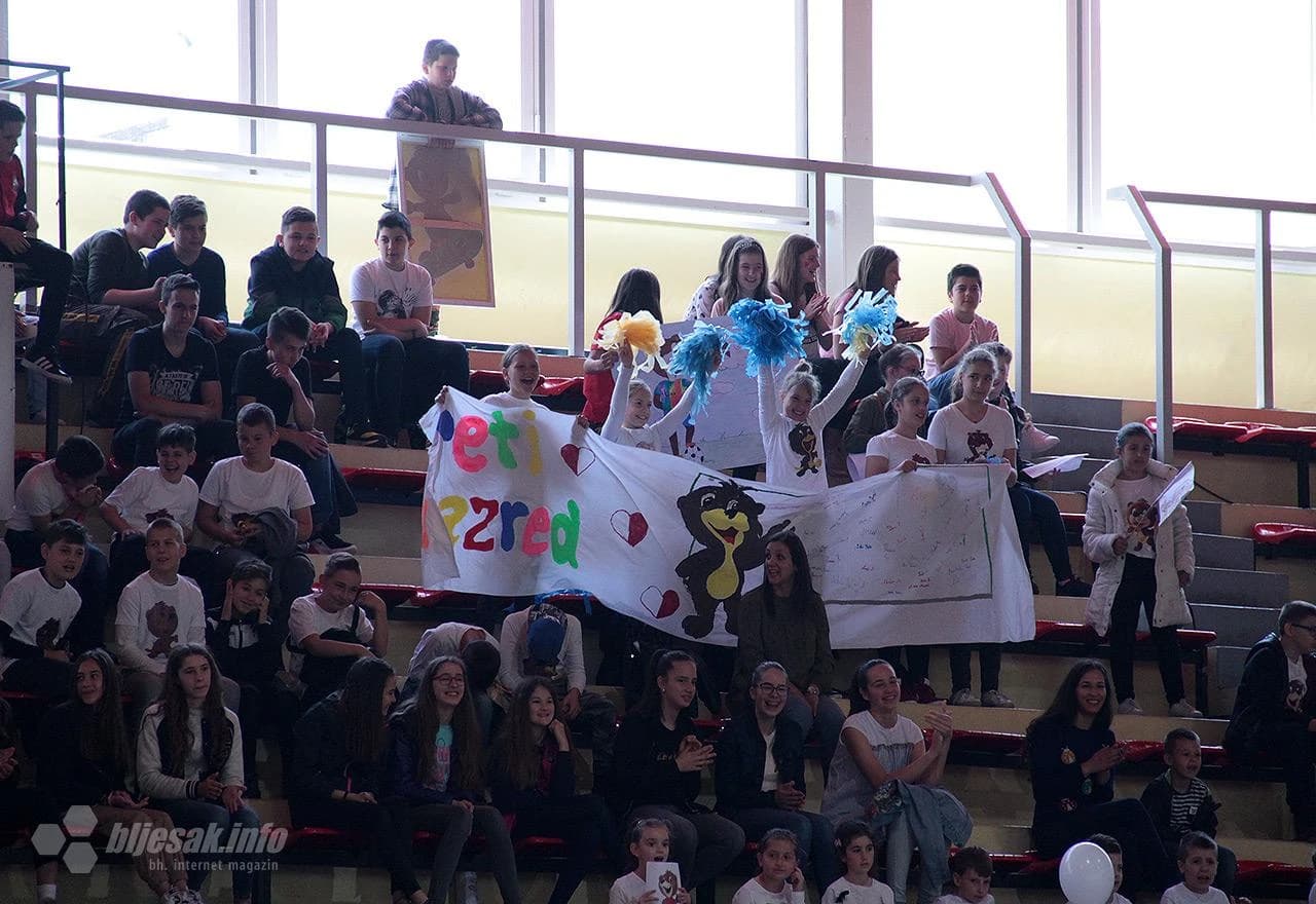 Lino višebojac drugi dan u Mostaru