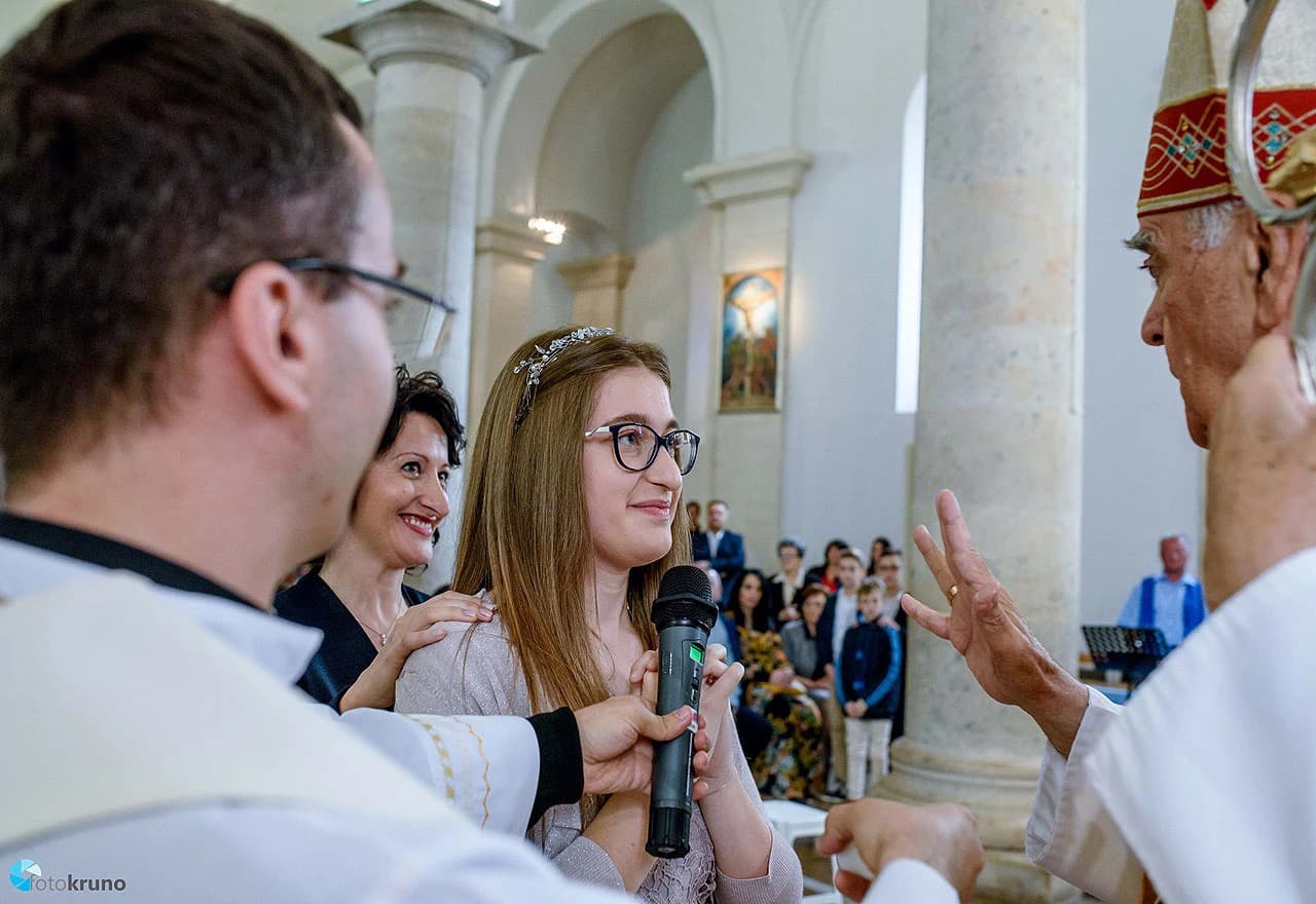 Krizma u širokobriješkoj crkvi Uznesenja BDM