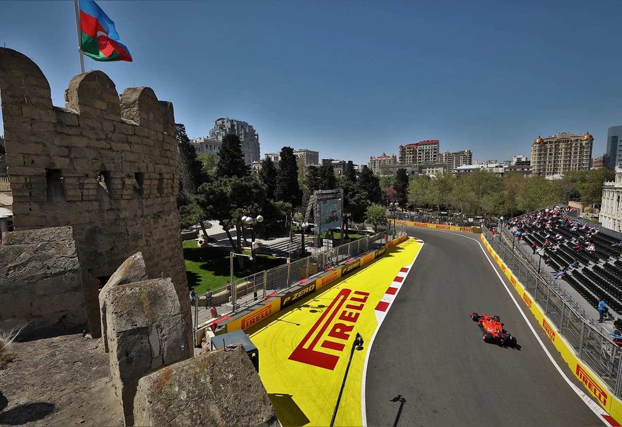 Utrka za startnu poziciju vožena živopisnim ulicama glavnog grada Azerbejdžana