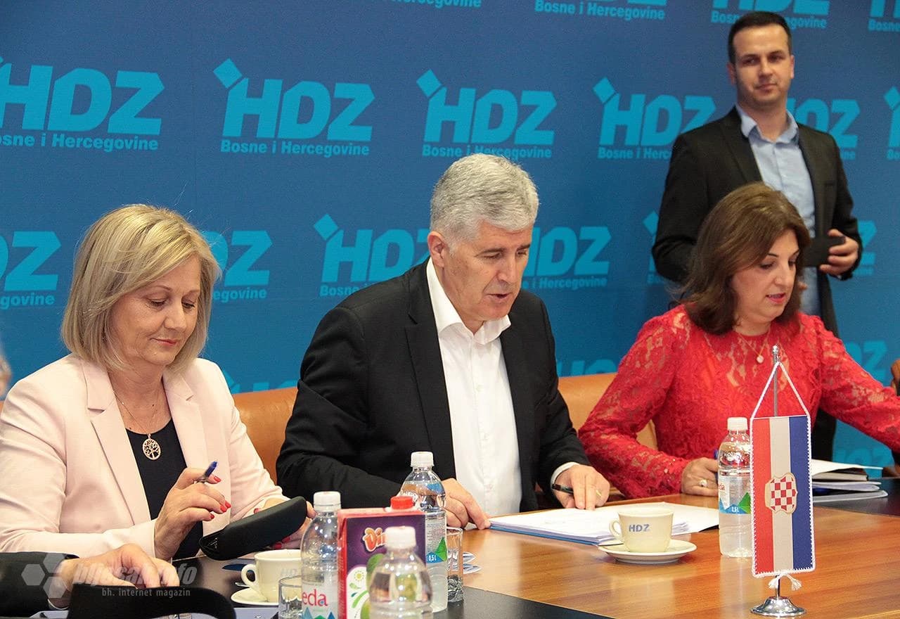 Detalj s proširene sjednice Predsjedništva HDZ