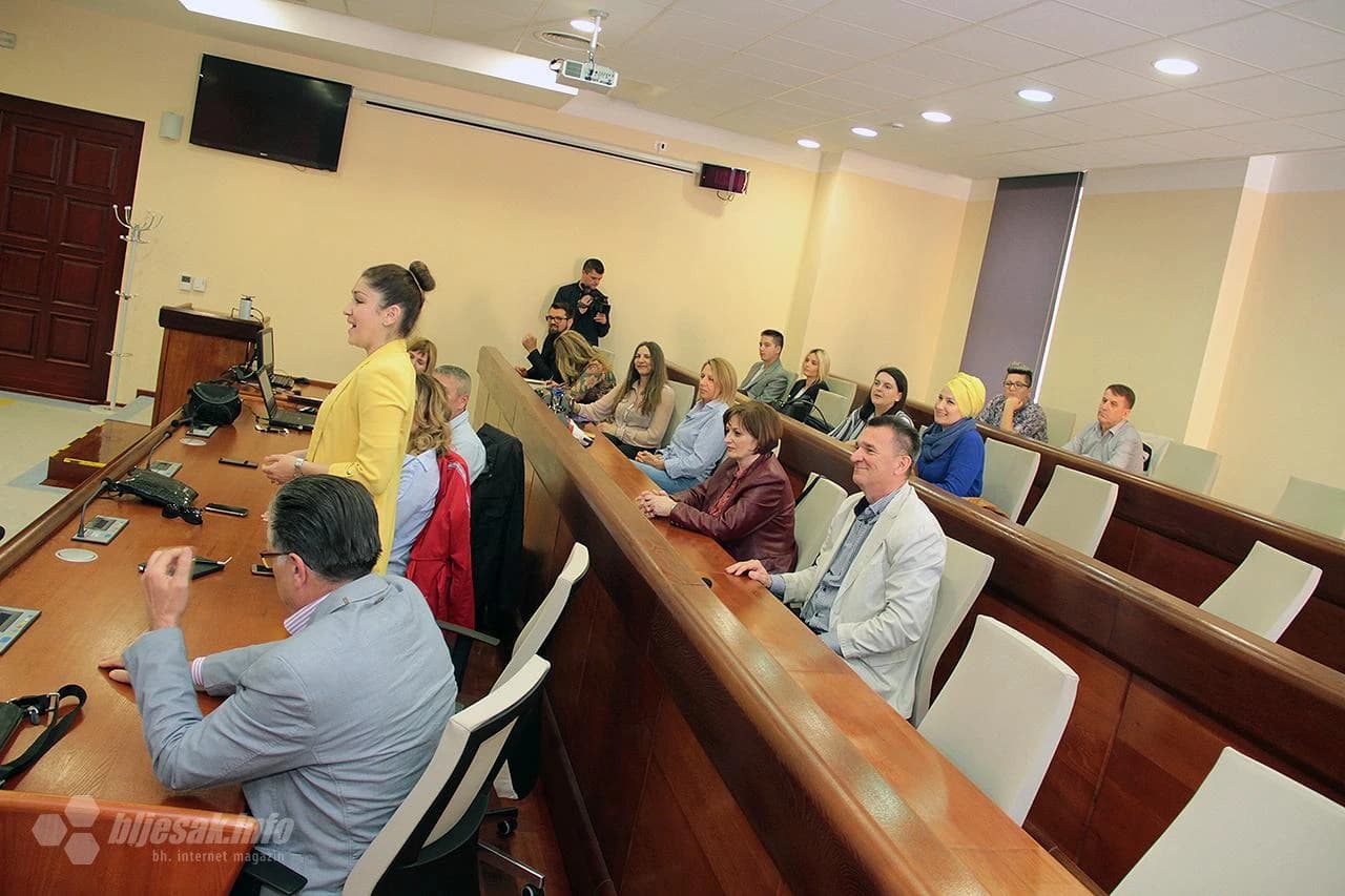 Detalj s ceremonije dodjele certifikata