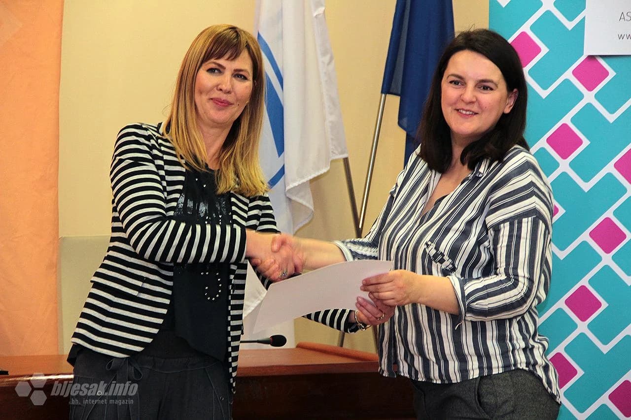 Detalj s ceremonije dodjele certifikata