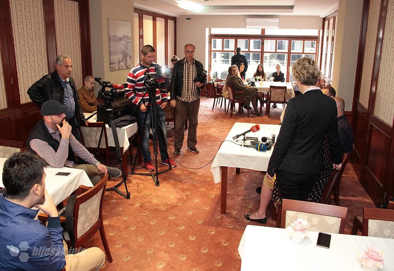 Detalj konferencije za medije