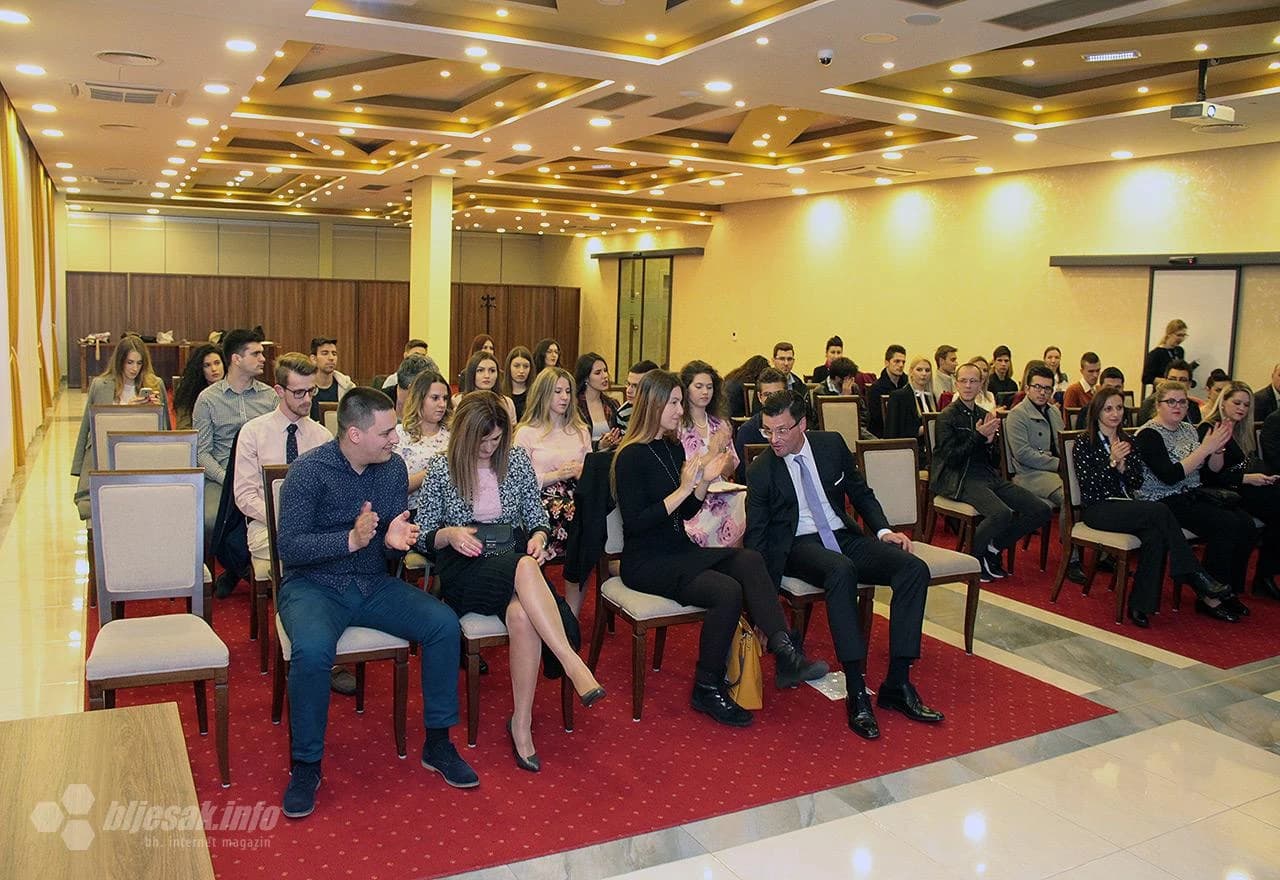 S otvaranja debatnog natjecanja