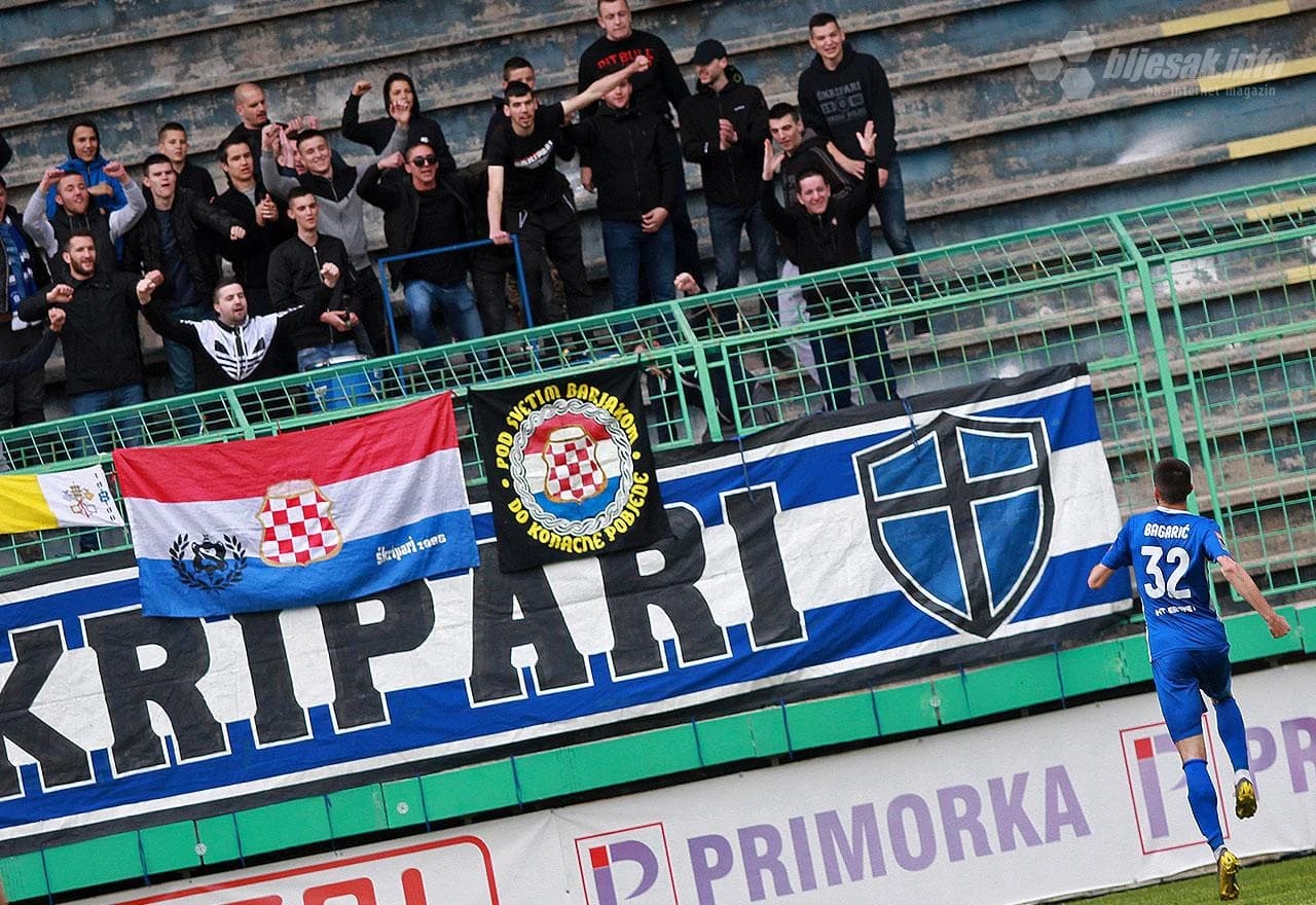 NK Široki Brijeg - NK TOŠK (Dražen Bagarić proslavlja postignuti pogodak)