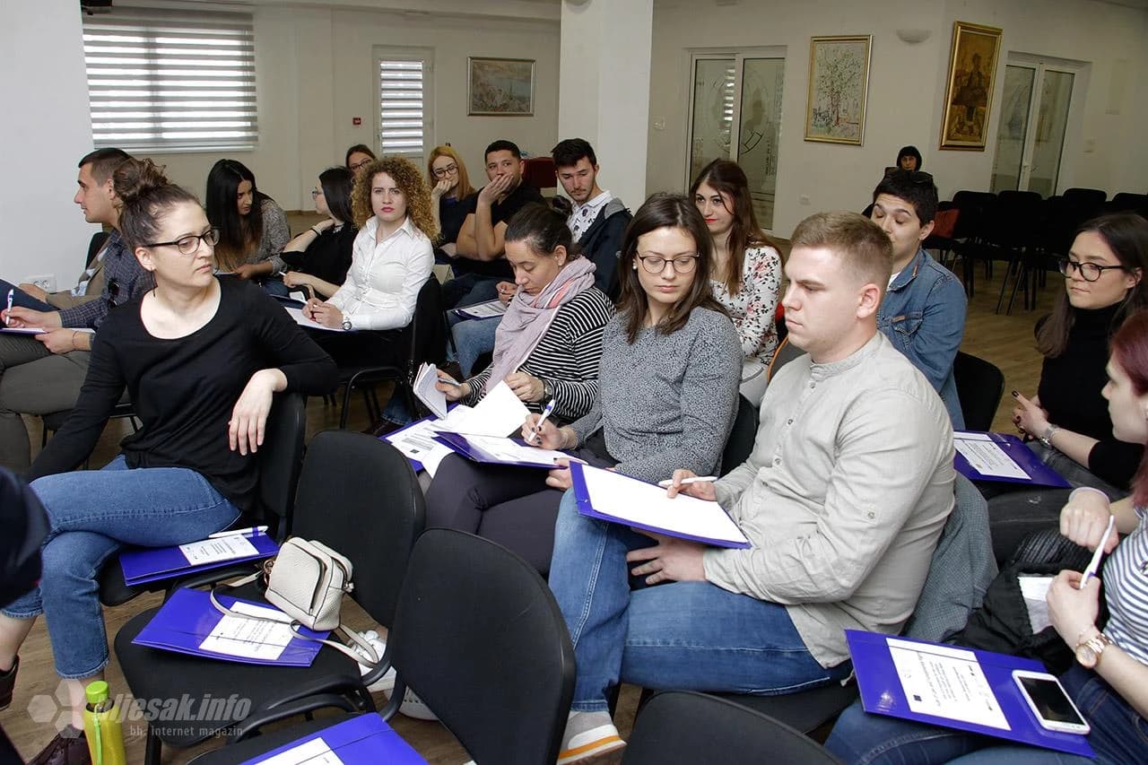 Radionica s međunarodnim predznakom 'Vladavina prava i temeljenje prava – zašto su važna za mlade i kako mladi mogu doprinijeti praćenju reformi u ovim područjima'