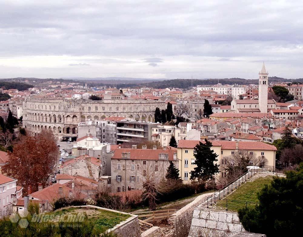 ...i crkvu svetog Ante Padovanskog