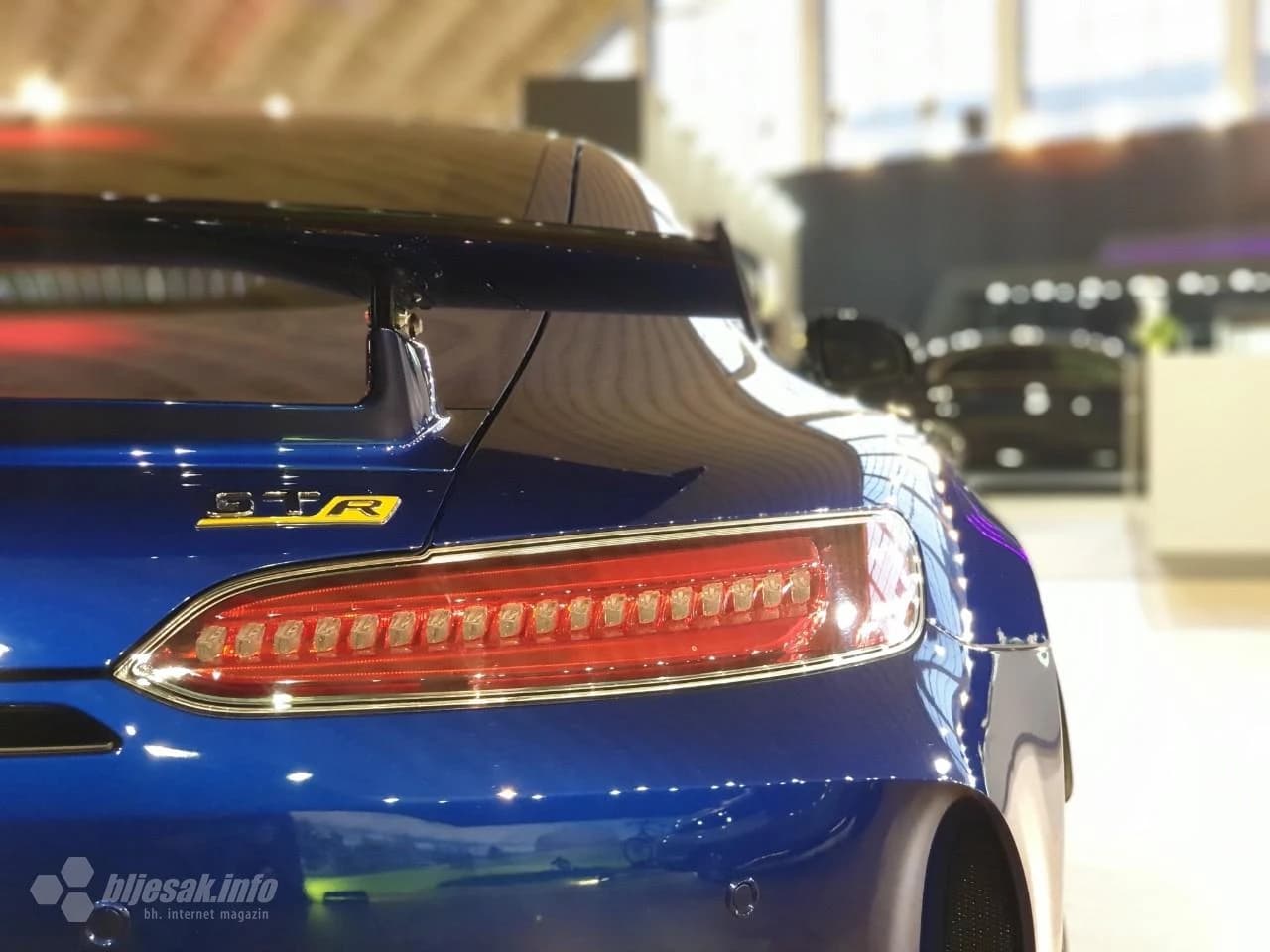 54. Međunarodni salon automobila u Beogradu