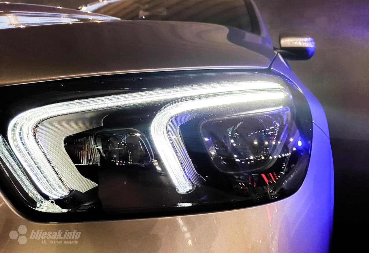 Mercedes-Benz na 54. Međunardonom sajmu automobila u Beogradu