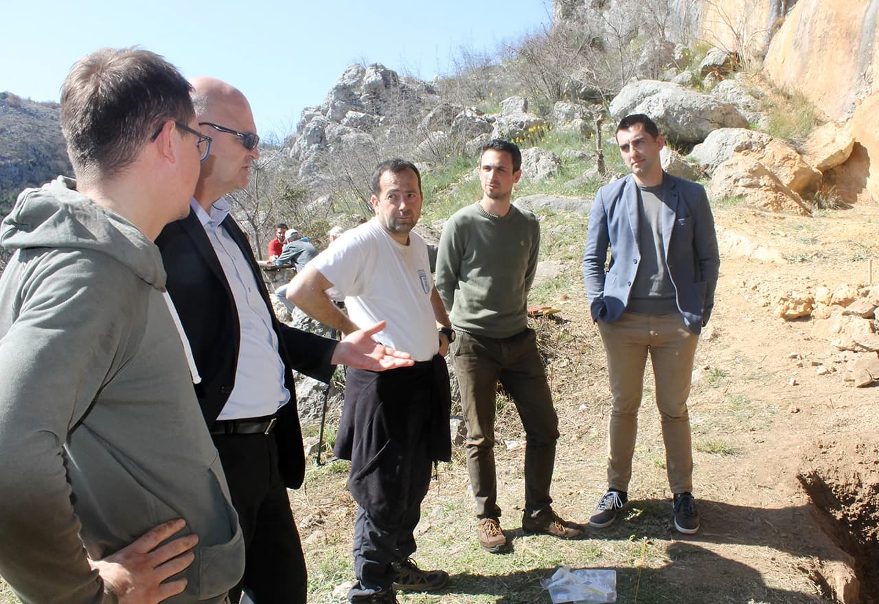 Istraživanja pećine Badanj kod Stoca