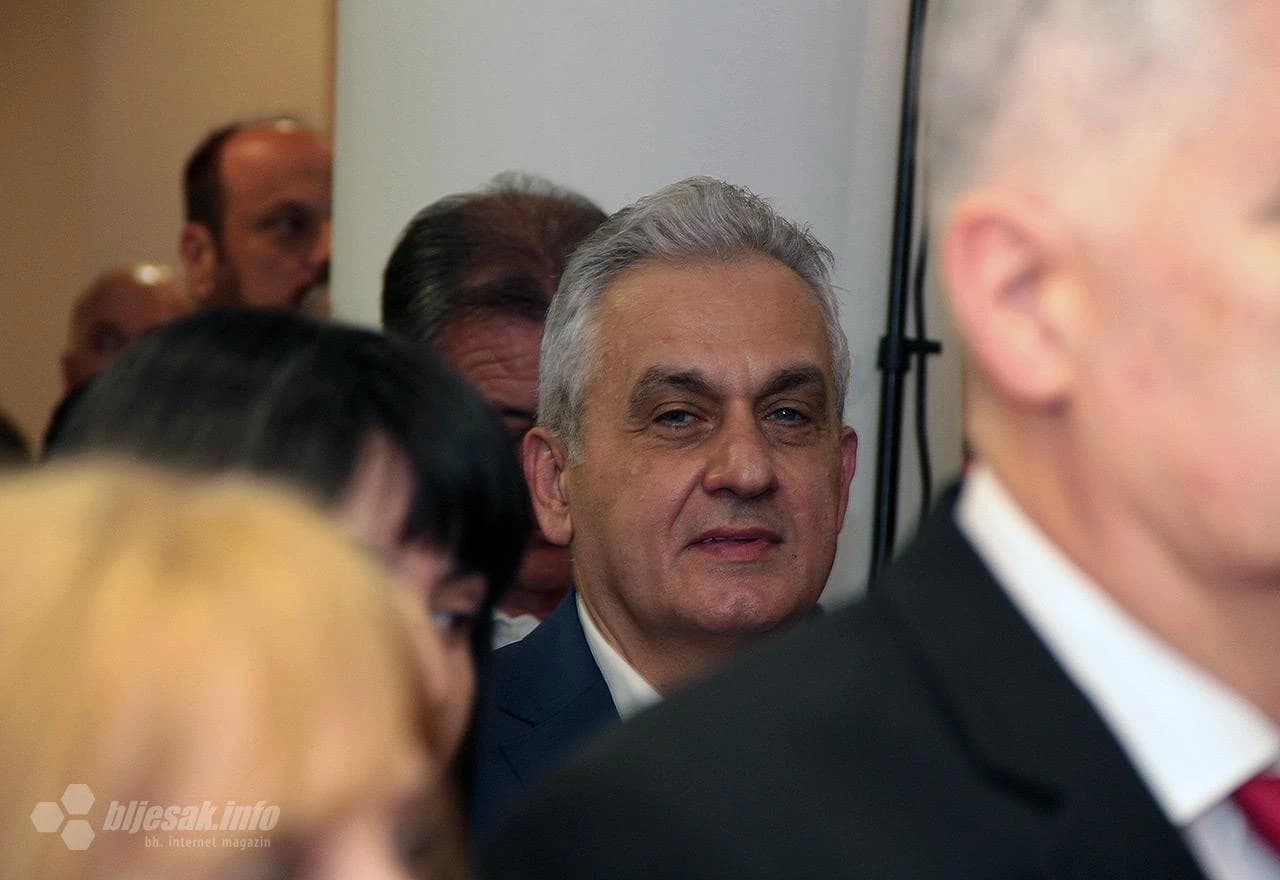 Izložbom slika Vlaha Bukovca otvoreno Mostarsko proljeće