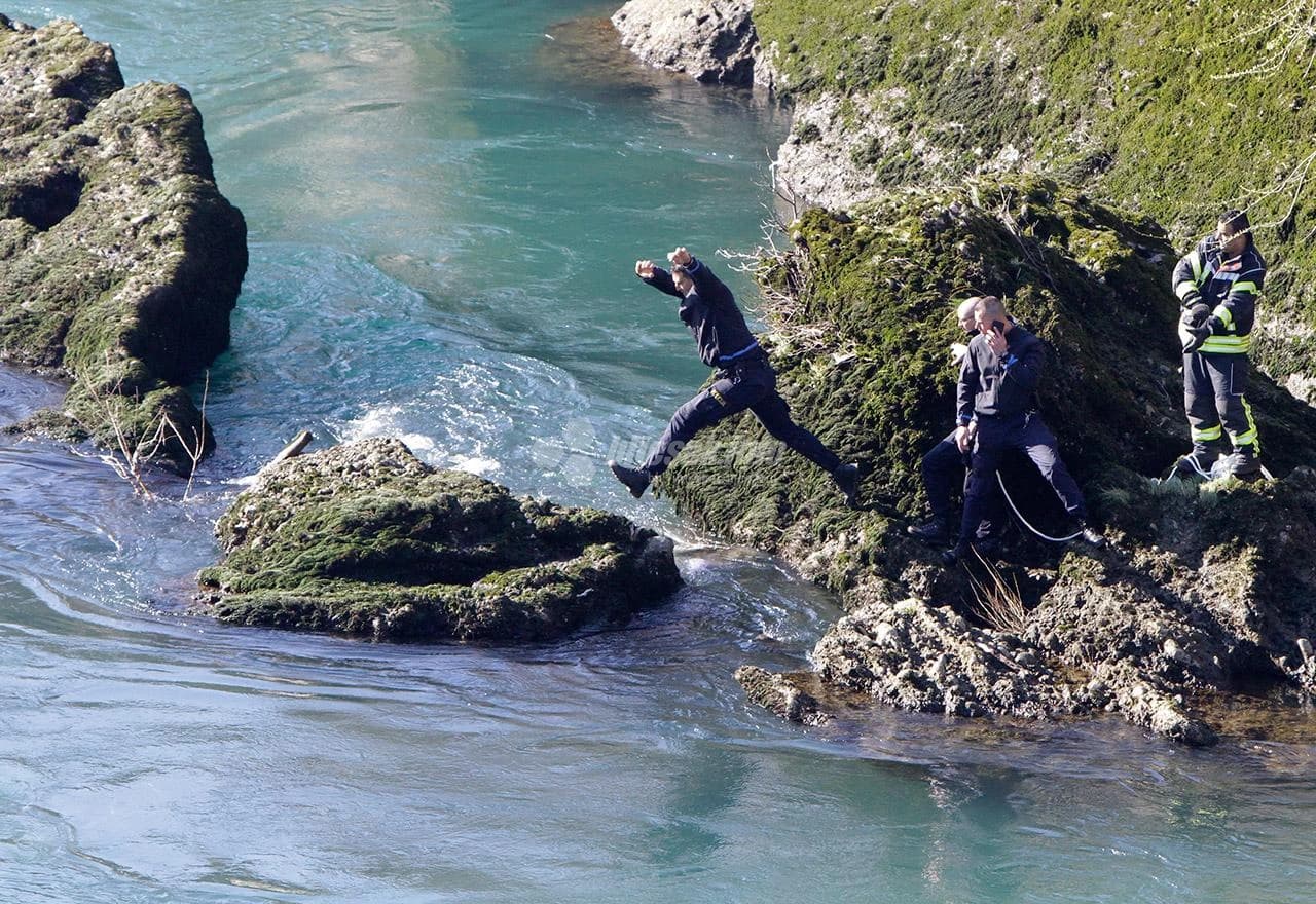 Mostar: Iz Neretve izvučeno tijelo muške osobe