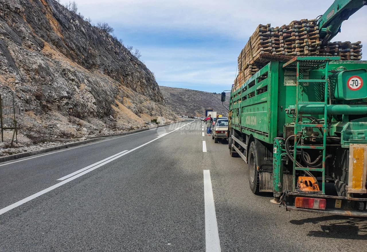 Teška prometna nesreća na Žovnici