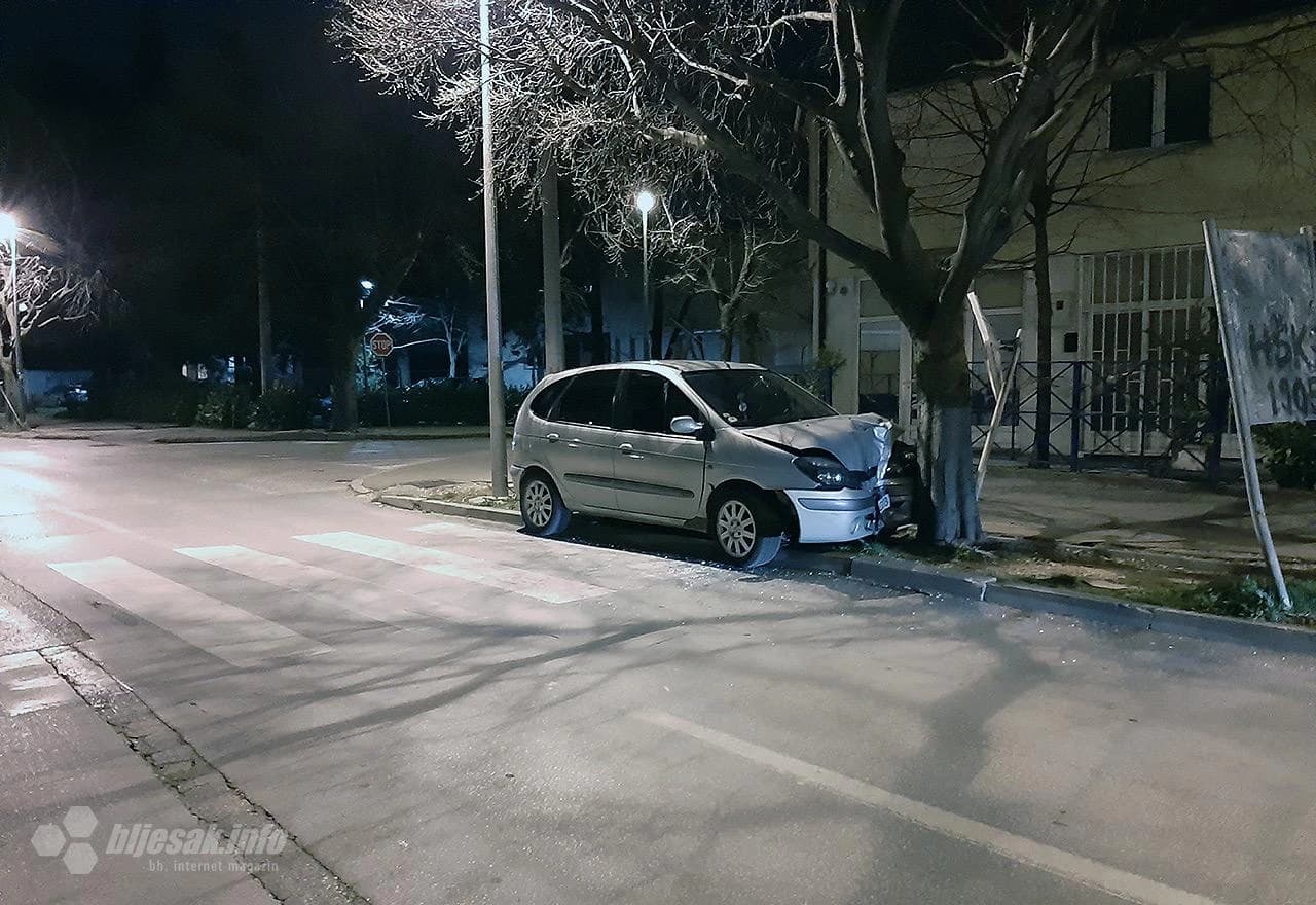 Detalj s mjesta prometne nesreće