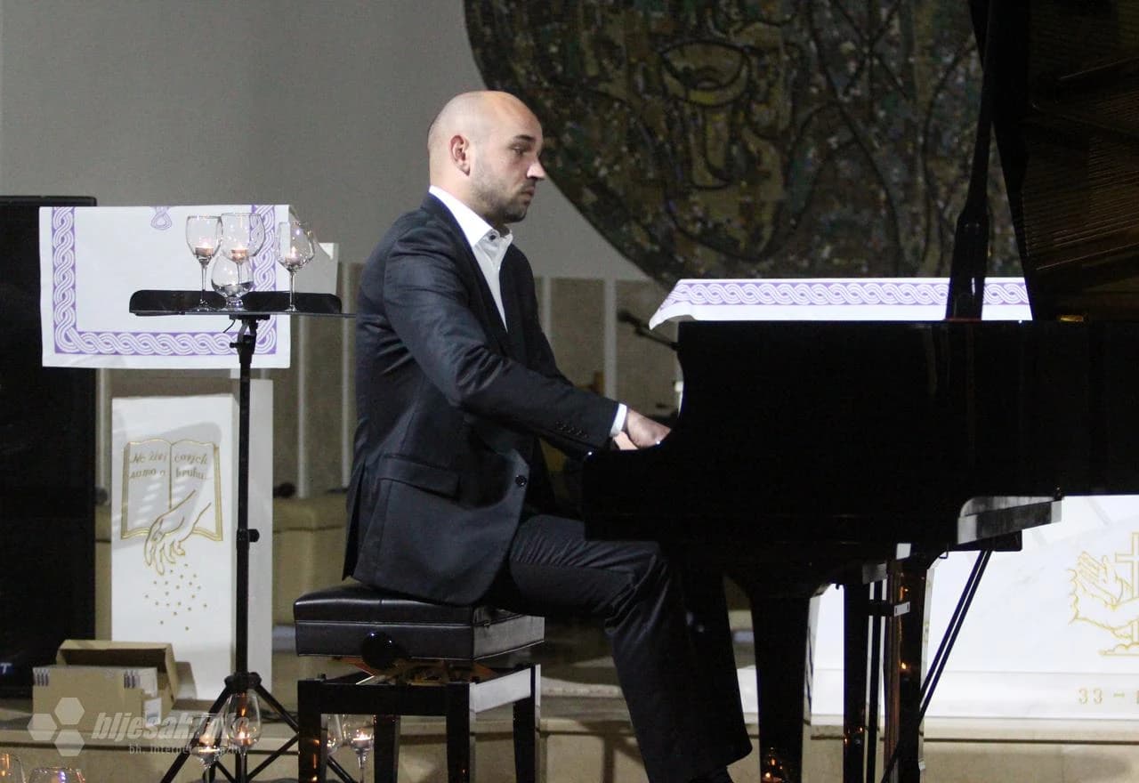 Solistički recital Marijana Đuzela u Čapljini