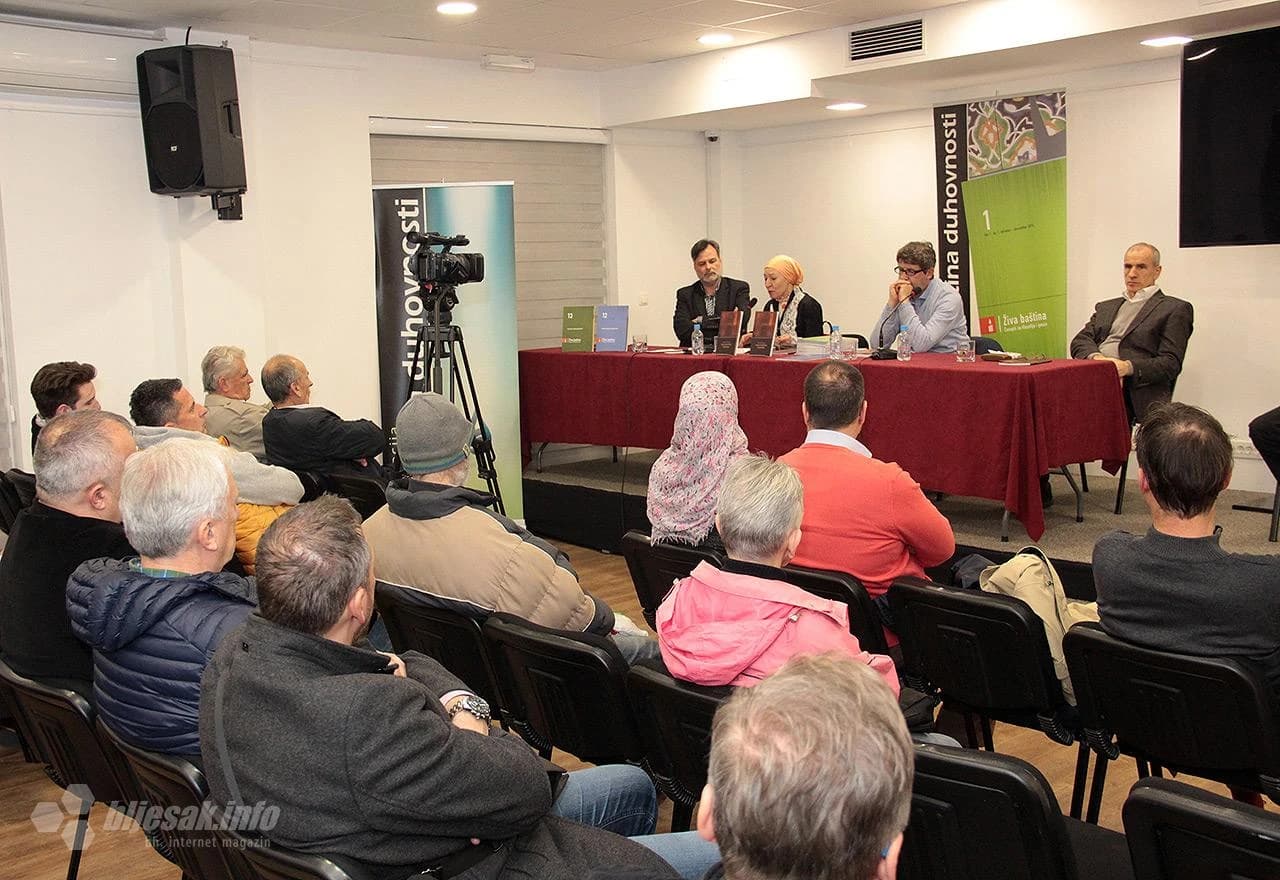 S promocije knjige „Tajne jamačnog uvjerenja“ Abdullaha Bošnjaka.