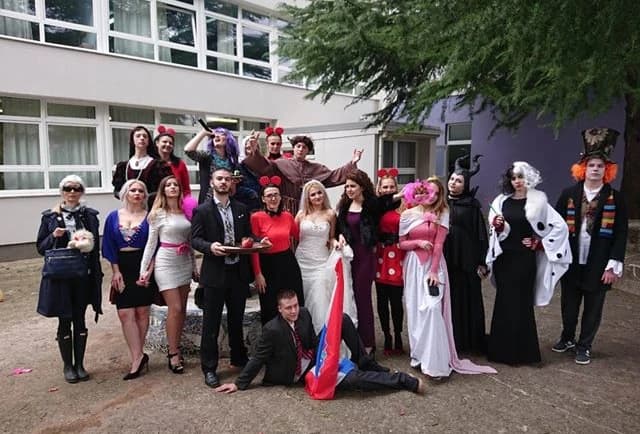 Učenici Srednje škole likovnih umjetnosti Gabrijela Jurkića u Maškarama