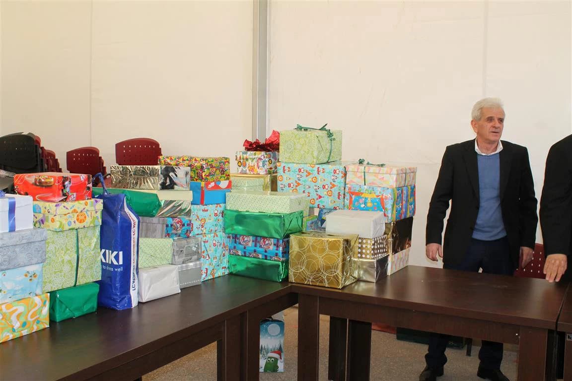 Foto: MIZ Mostar/Paketići za migrante u Salakovcu