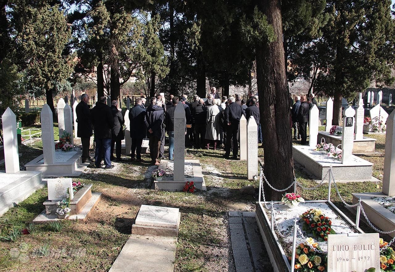 Obilazak harema u Liska ulici