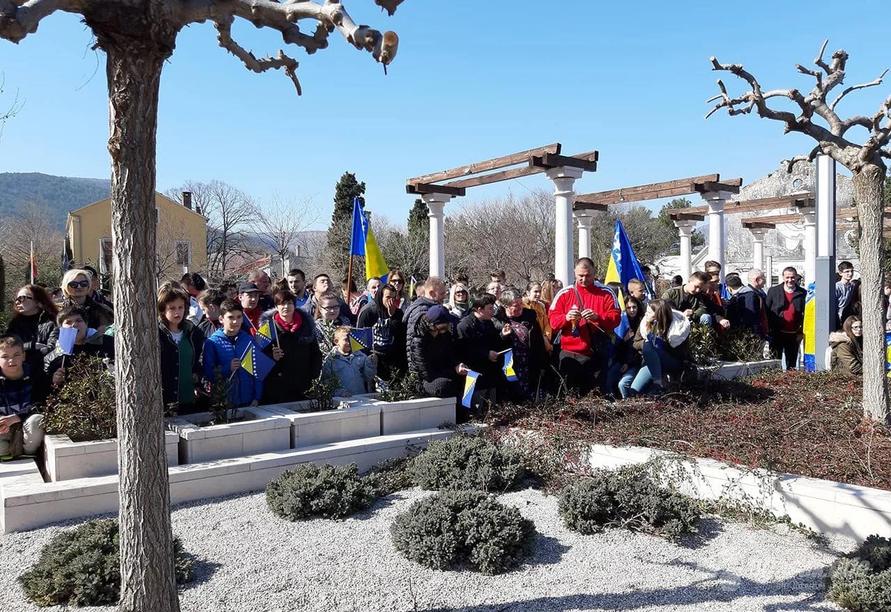 Obilježen Dan neovisnosti BiH na Španjolskom trgu