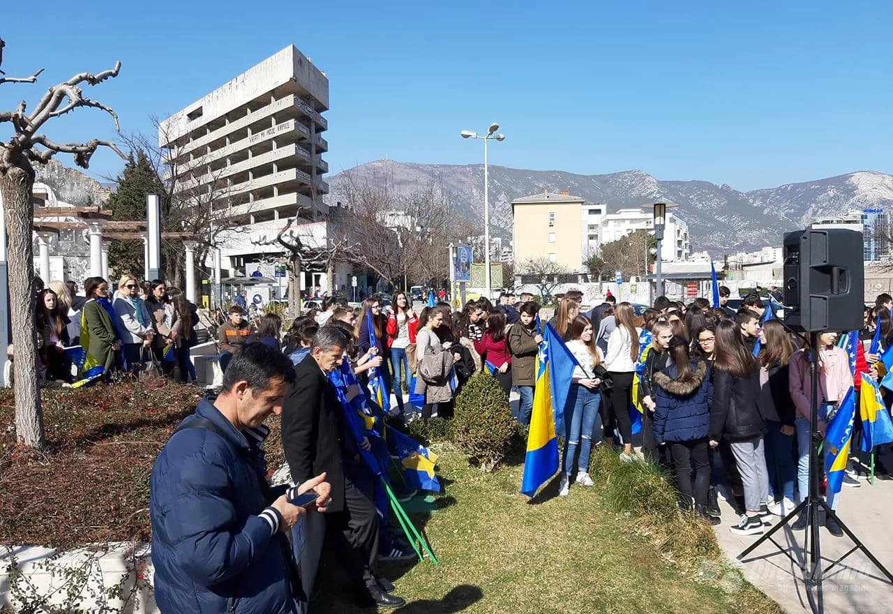 Obilježen Dan neovisnosti BiH na Španjolskom trgu